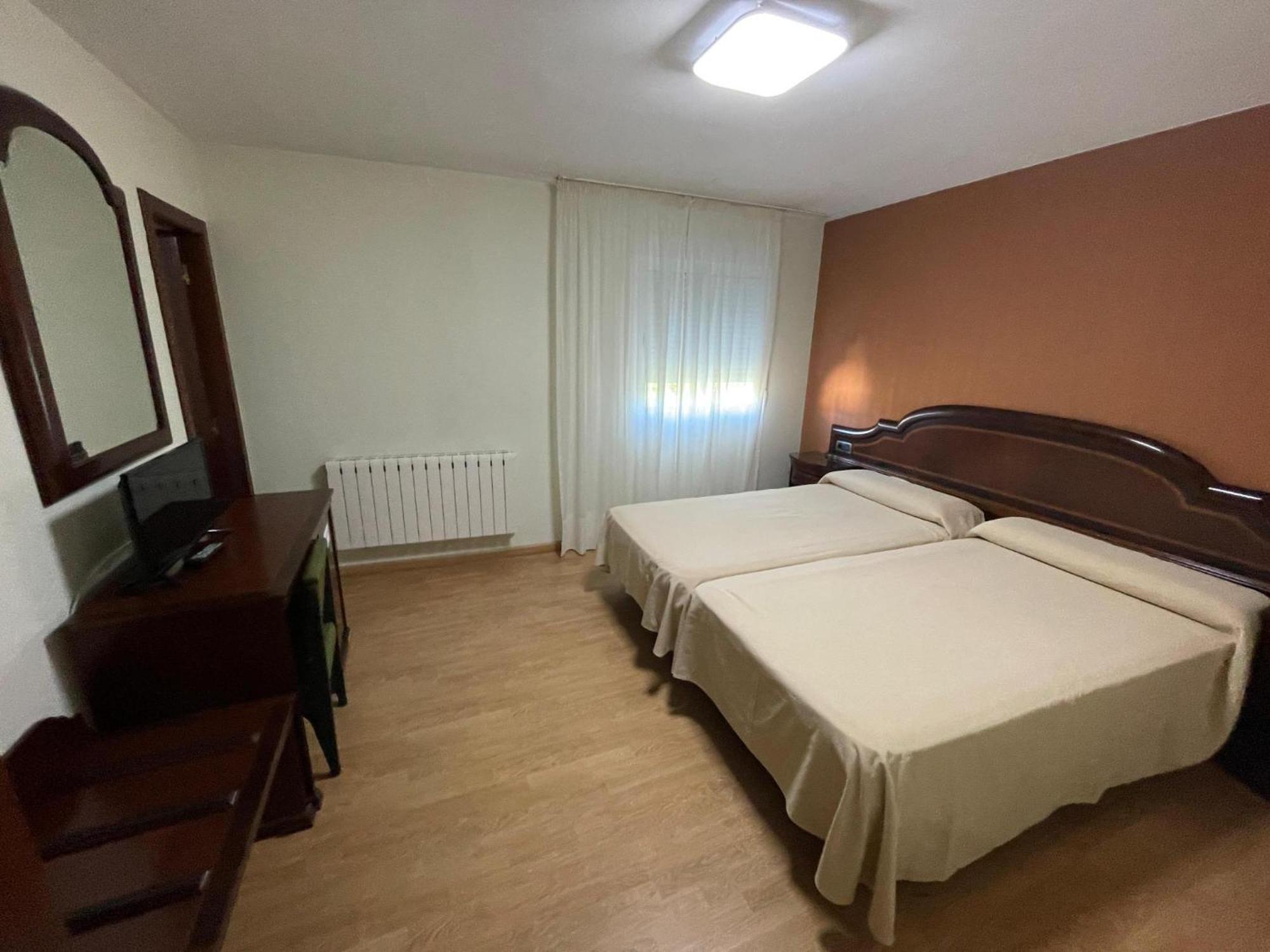 Hostal Terraza Miramar Sl بويرو المظهر الخارجي الصورة