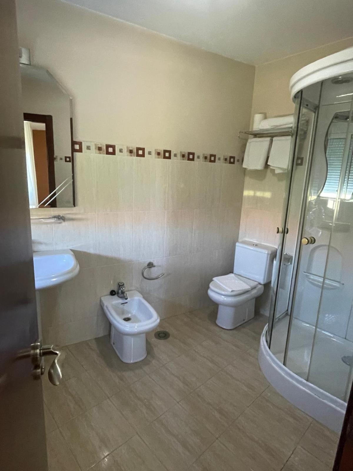 Hostal Terraza Miramar Sl بويرو المظهر الخارجي الصورة