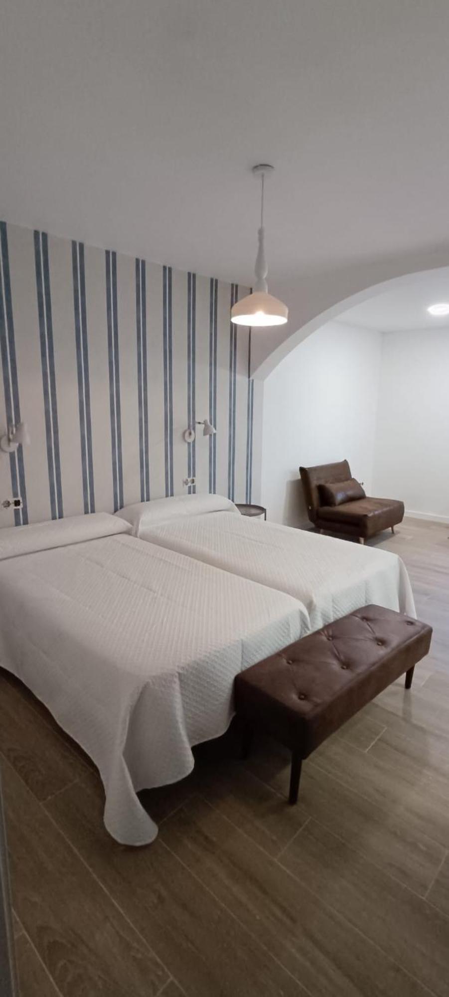 Hostal Terraza Miramar Sl بويرو المظهر الخارجي الصورة